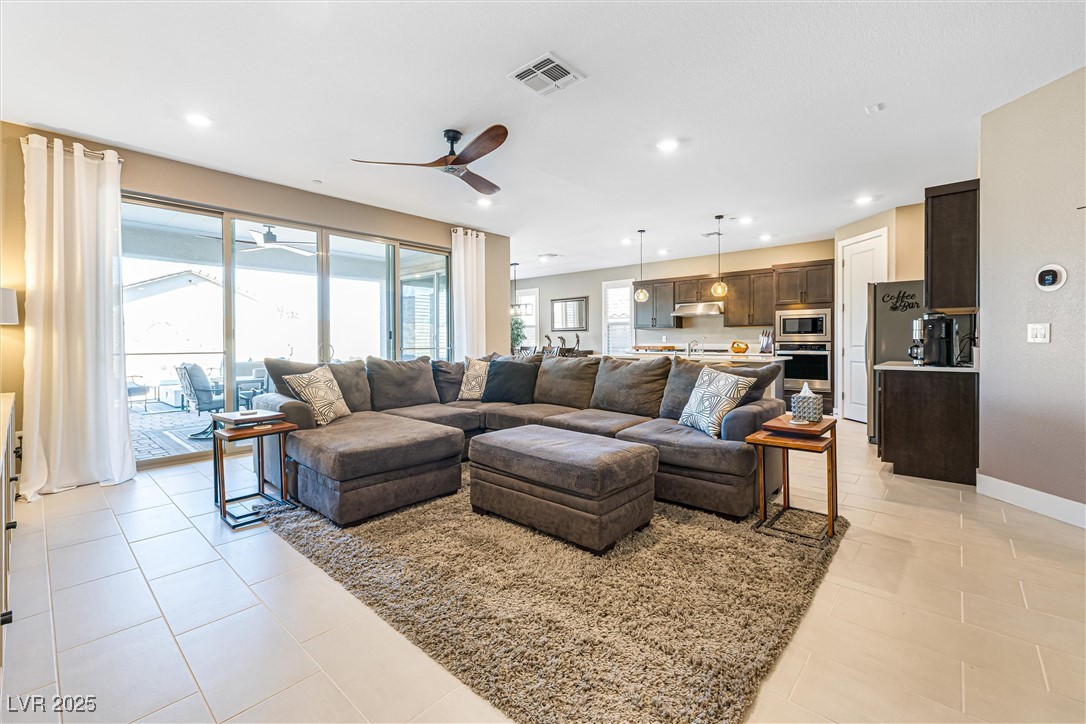 10960 Gardenova Avenue