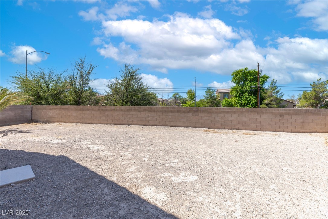 3335 Sutters Fort Street