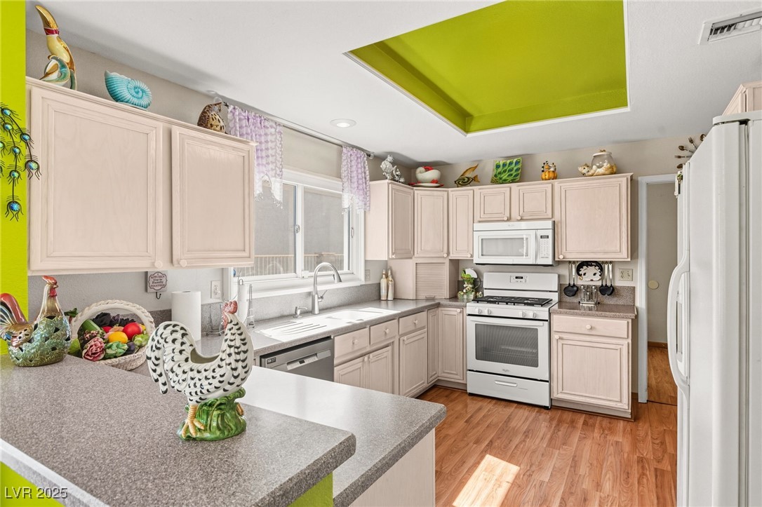 2712 Lotus Hill Drive