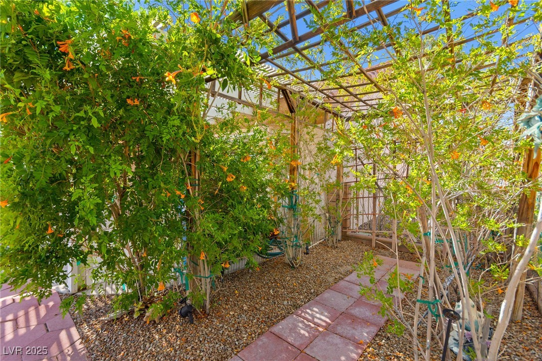 2712 Lotus Hill Drive