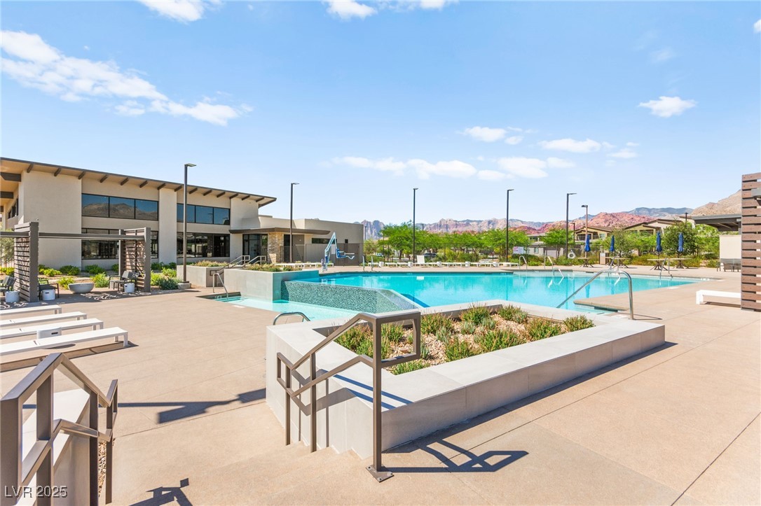 893 Norwood Heights Lane