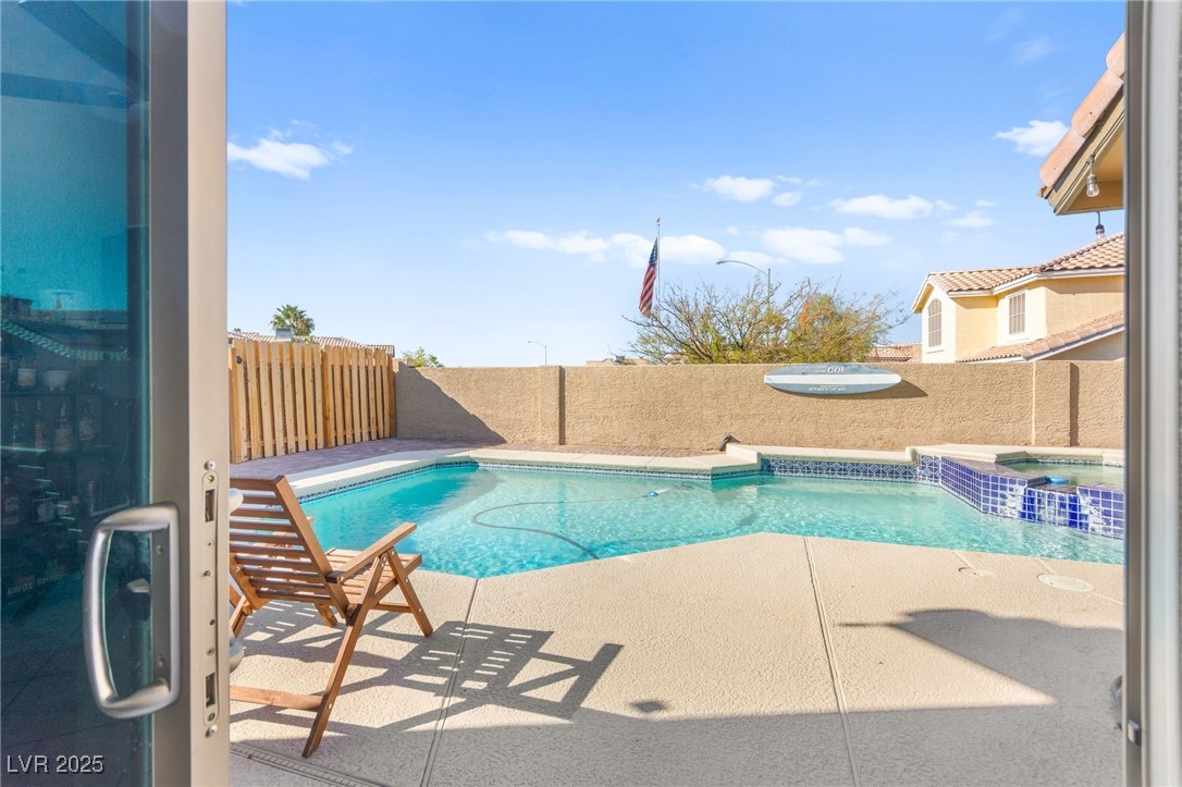 128 Rancho Maderas Way