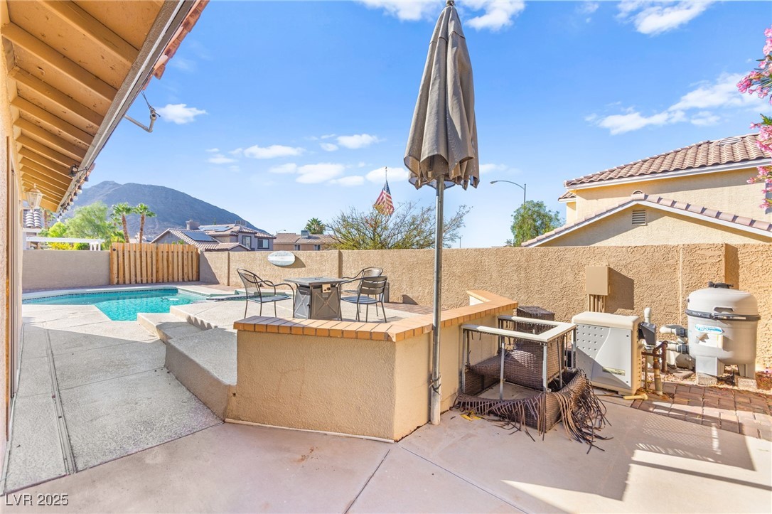 128 Rancho Maderas Way