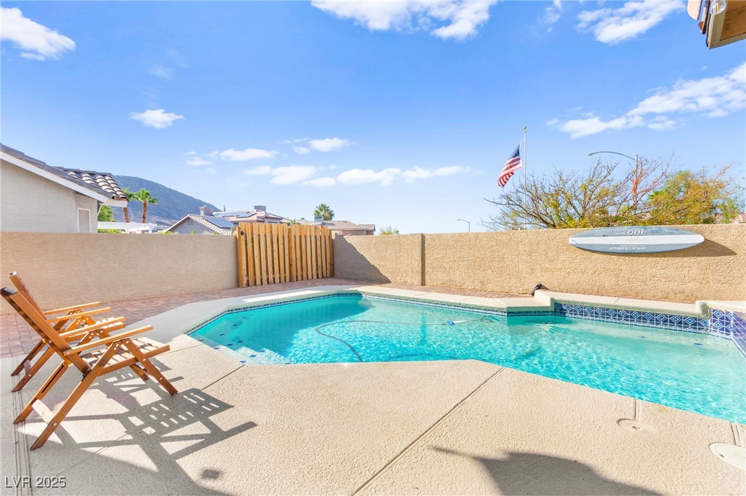 128 Rancho Maderas Way