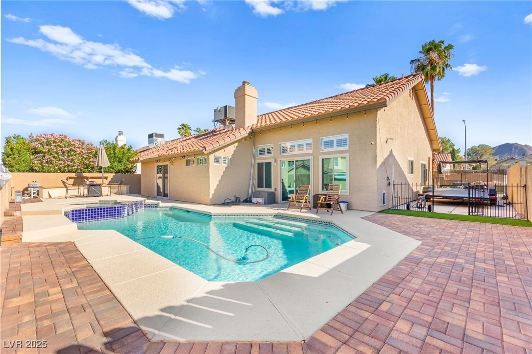 128 Rancho Maderas Way