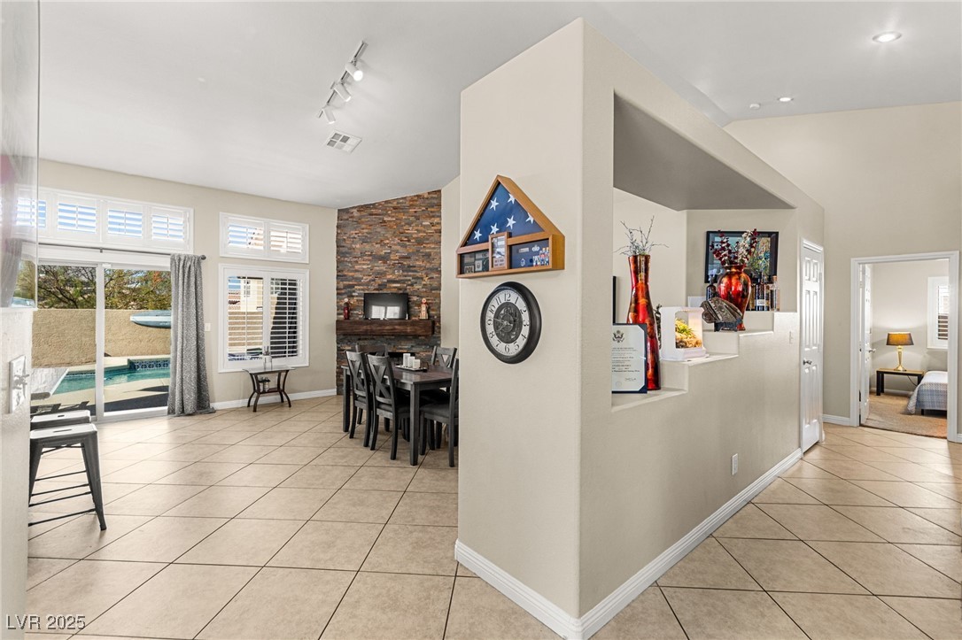 128 Rancho Maderas Way