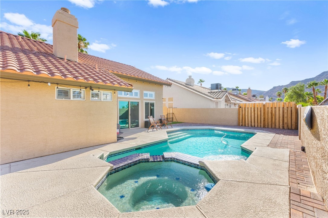 128 Rancho Maderas Way