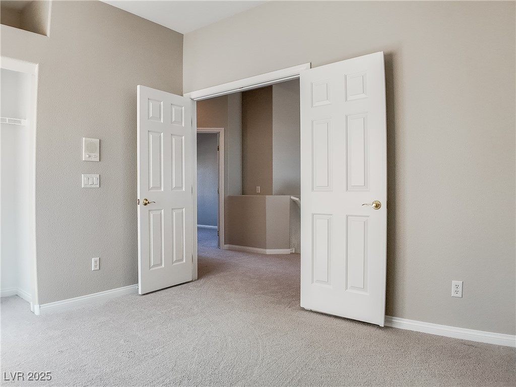 7746 Nautilus Shell Street