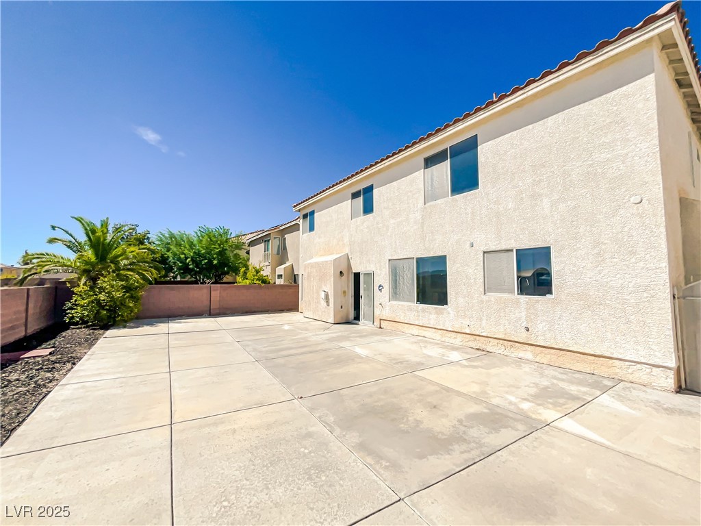 7746 Nautilus Shell Street