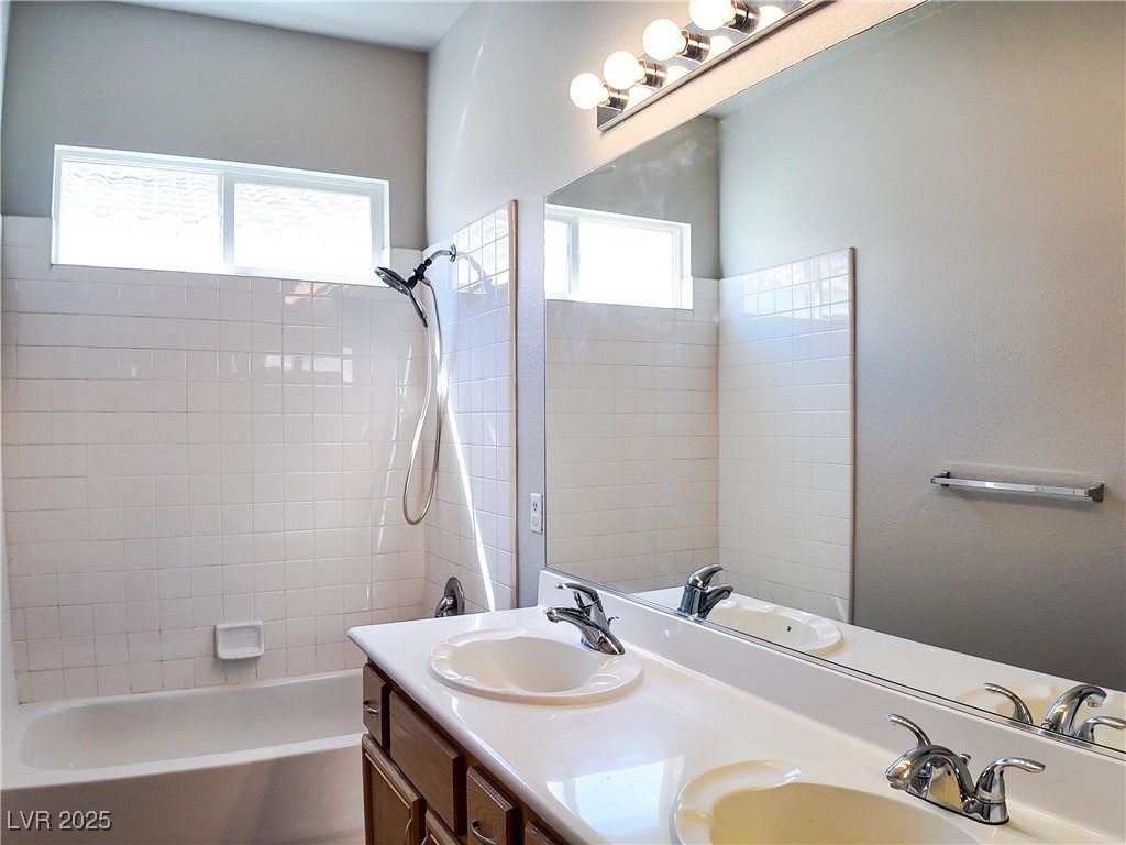 7746 Nautilus Shell Street