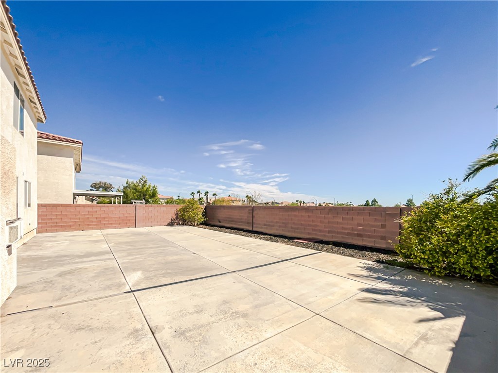 7746 Nautilus Shell Street