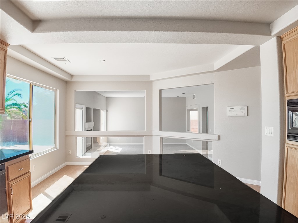 7746 Nautilus Shell Street