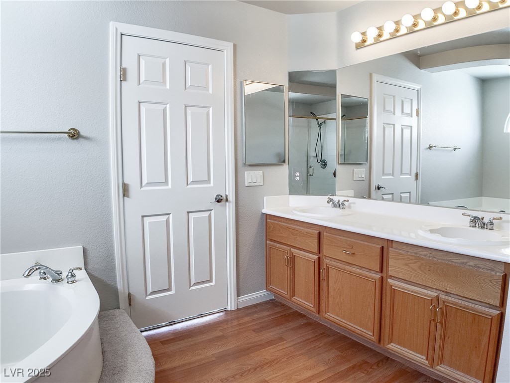 7746 Nautilus Shell Street