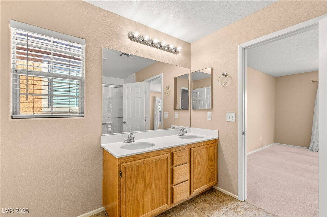 7182 Hood River Avenue