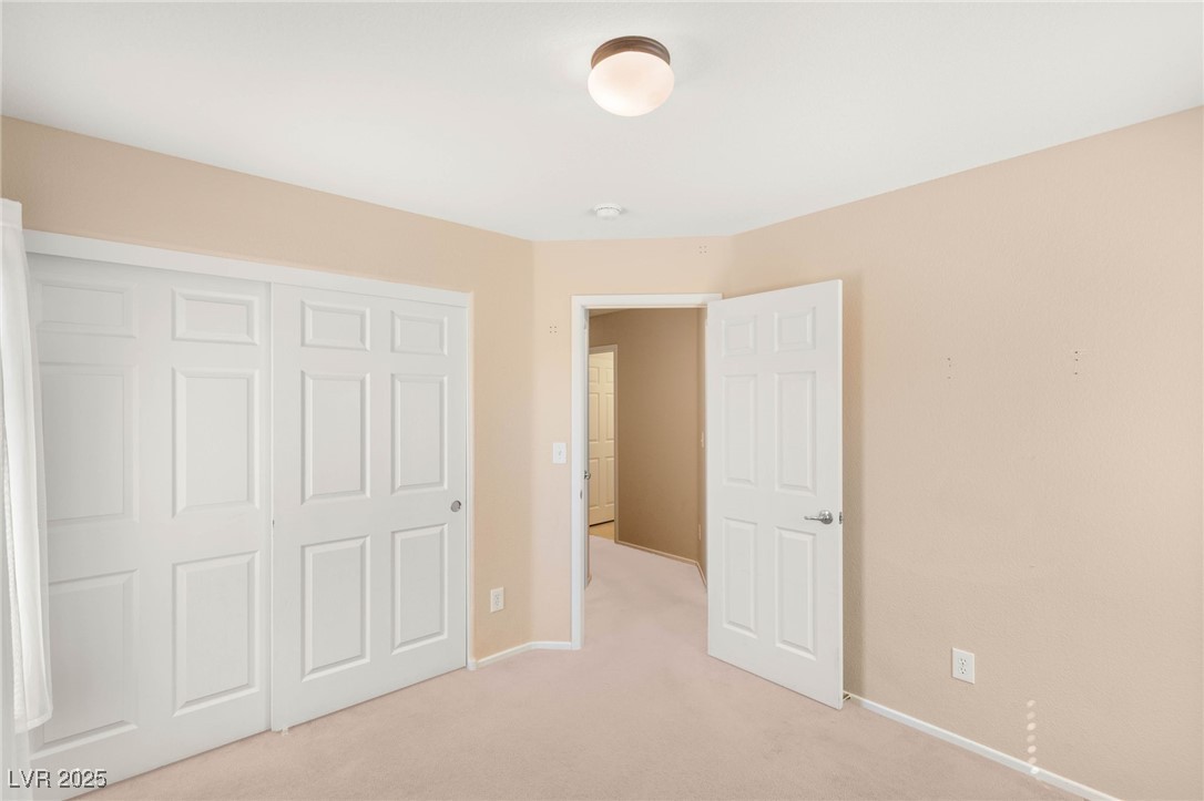 7182 Hood River Avenue