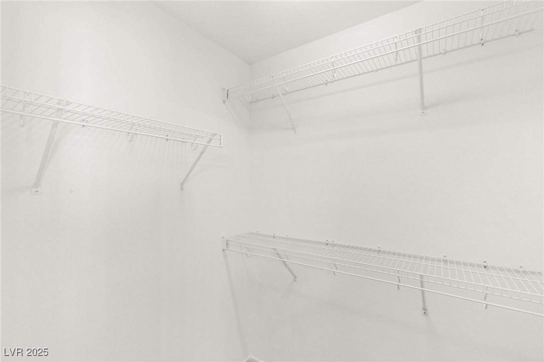 7182 Hood River Avenue