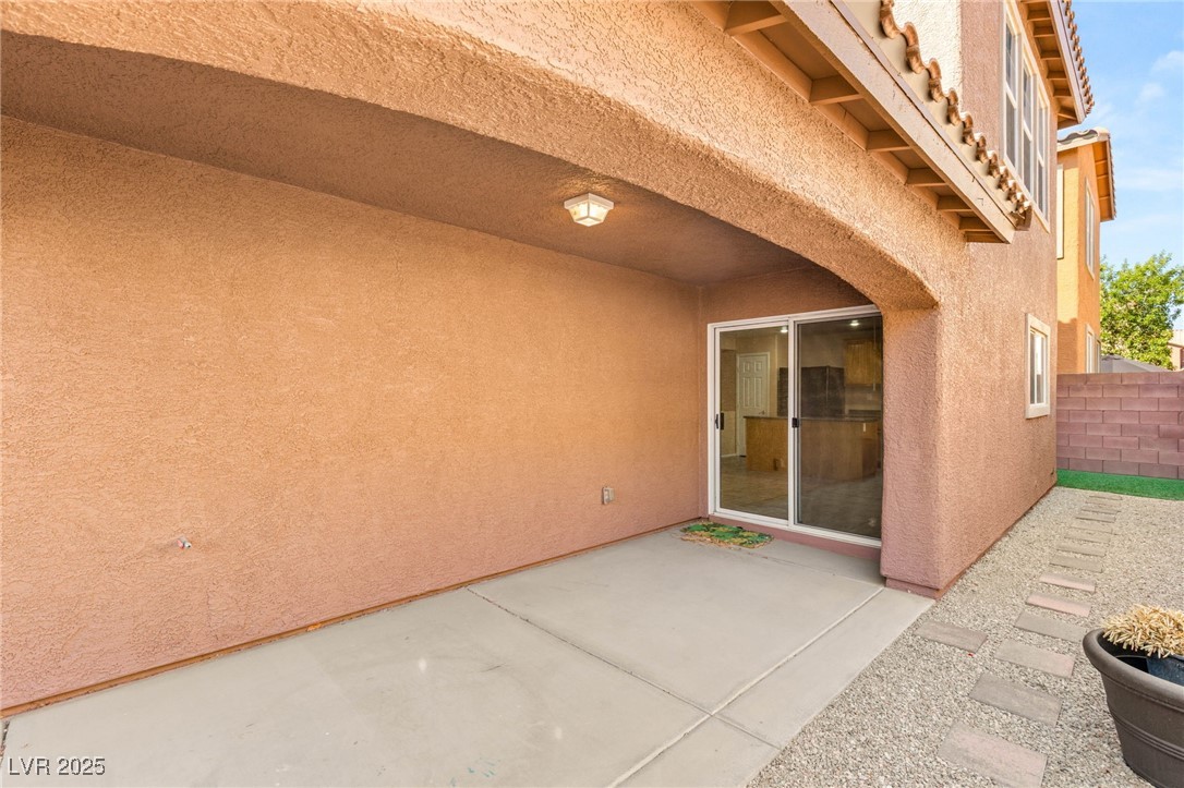 7182 Hood River Avenue