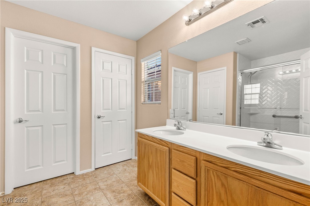 7182 Hood River Avenue