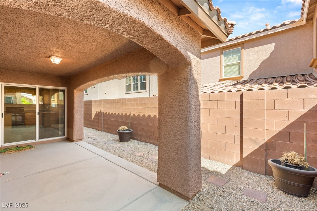 7182 Hood River Avenue