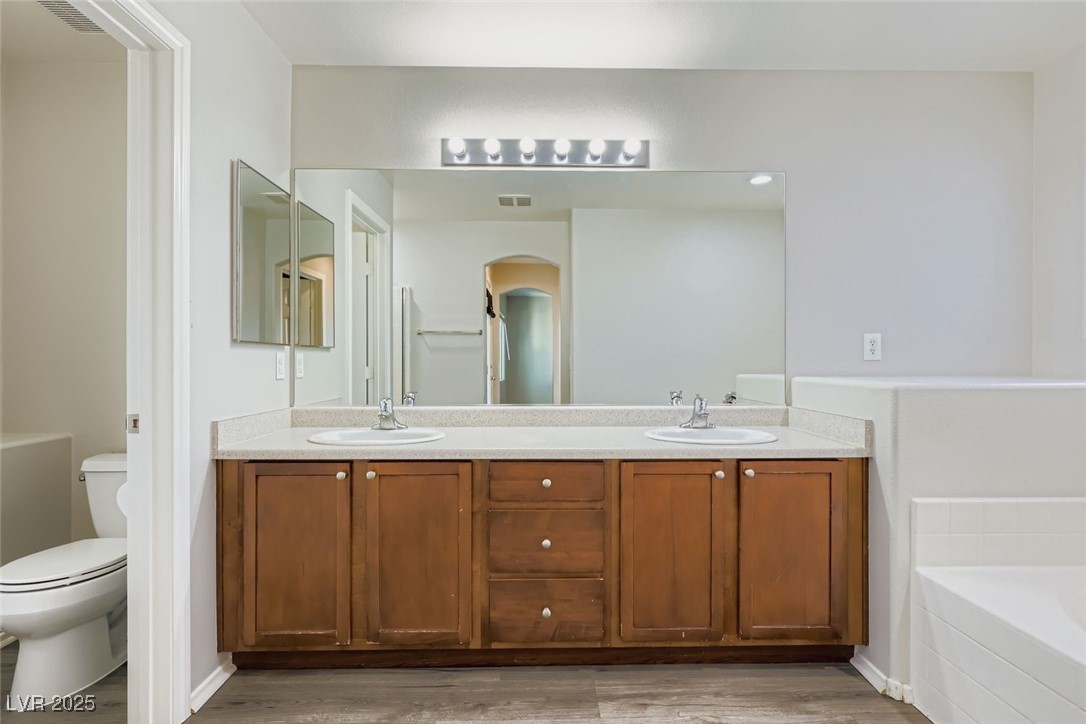 6631 Higger Tor Avenue