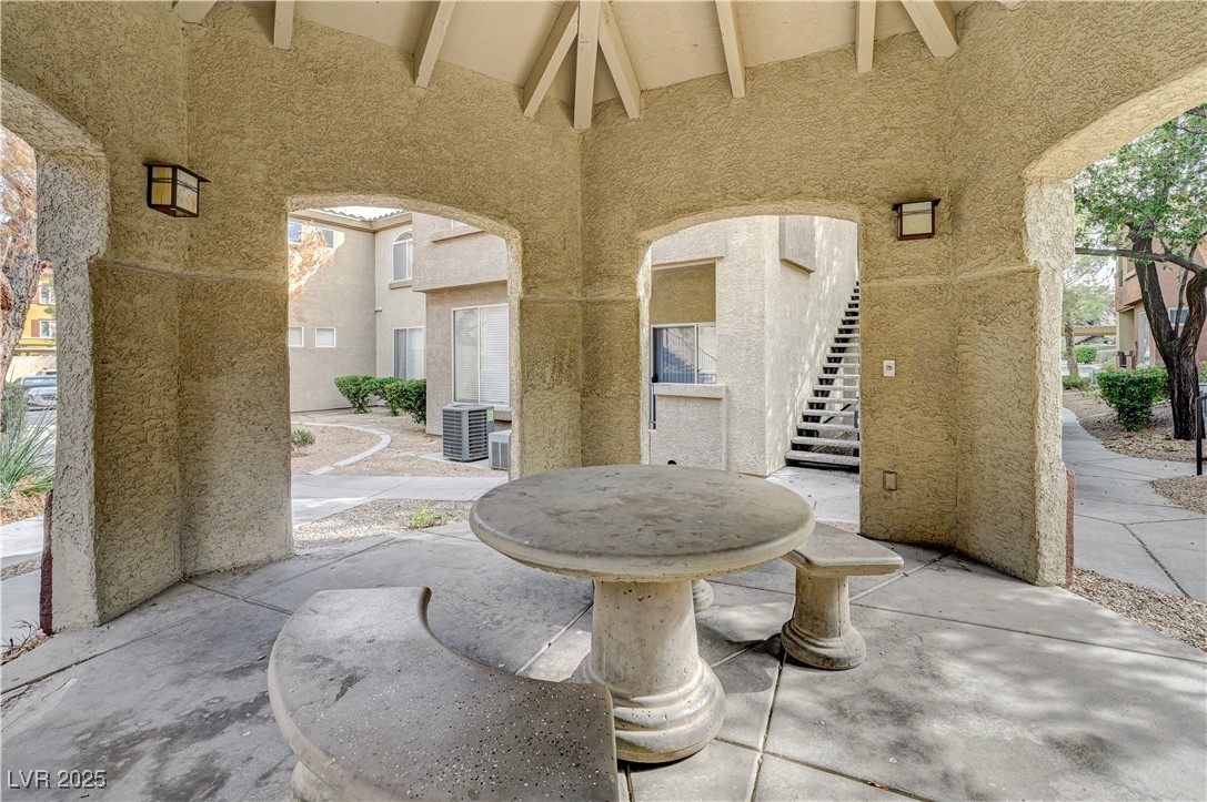 4400 South Jones Boulevard 1119