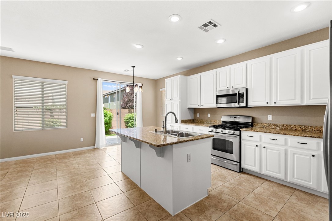 953 Noah Valley Street