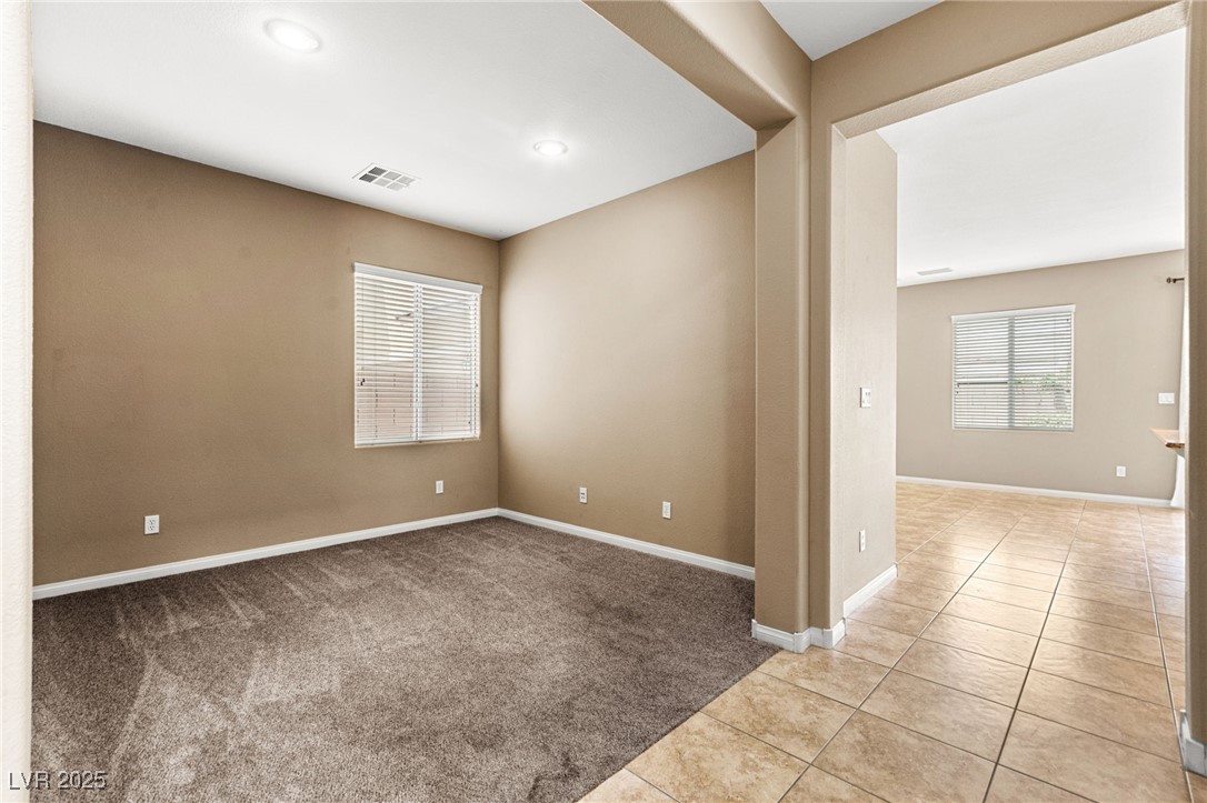 953 Noah Valley Street