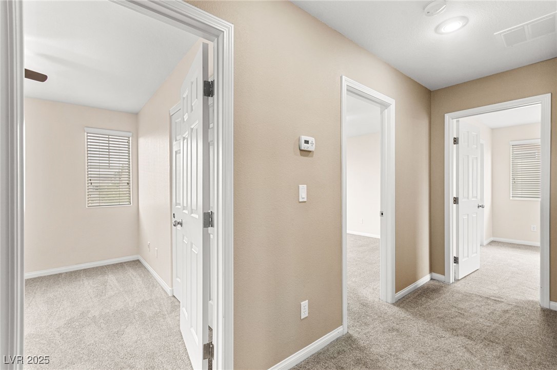 953 Noah Valley Street