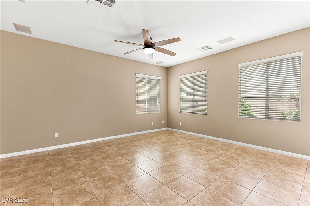 953 Noah Valley Street