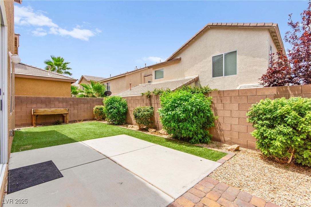 953 Noah Valley Street