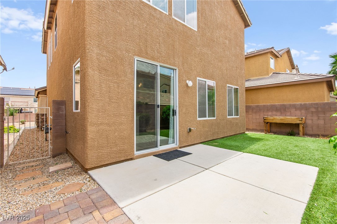 953 Noah Valley Street