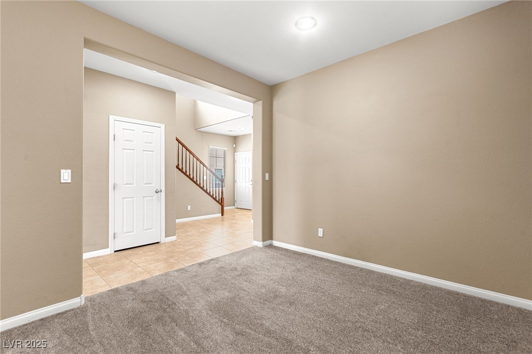 953 Noah Valley Street