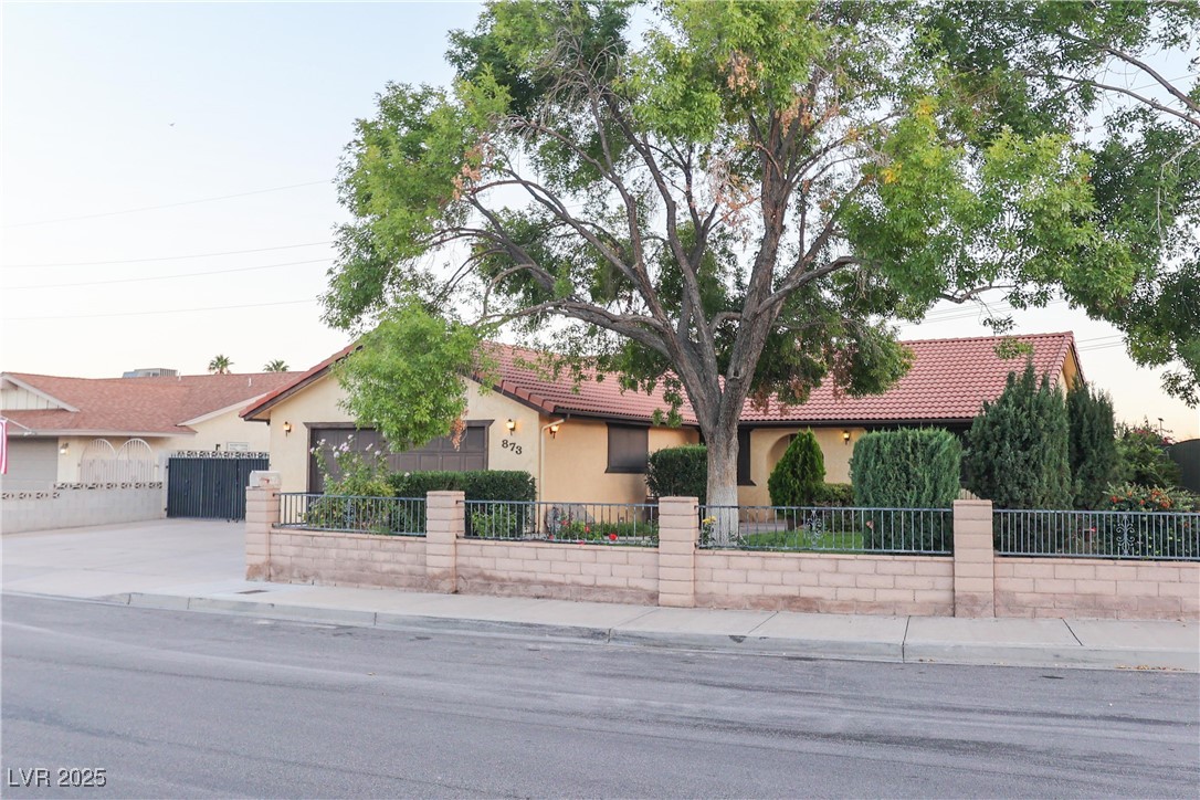 873 Montera Lane