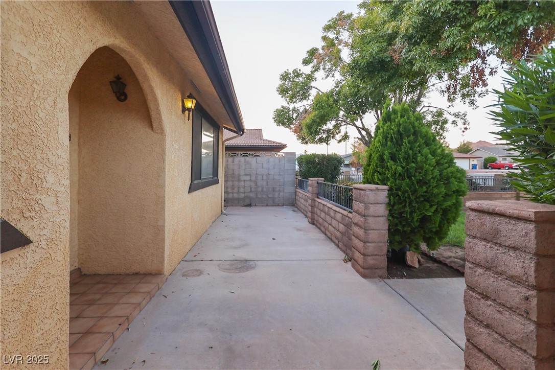 873 Montera Lane