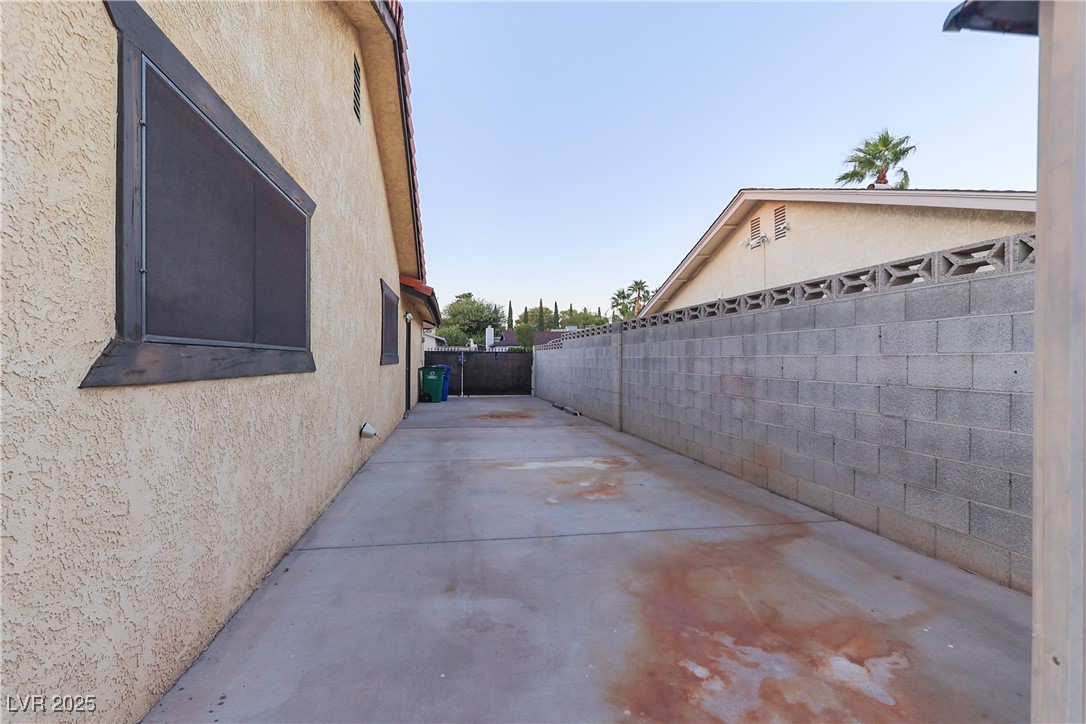 873 Montera Lane