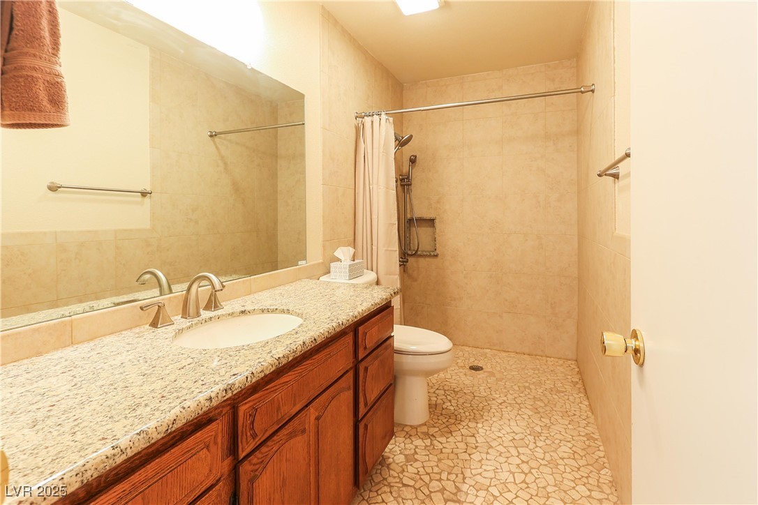 873 Montera Lane