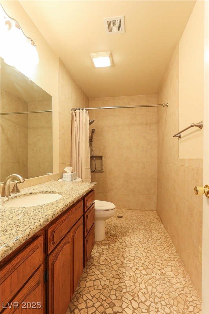 873 Montera Lane