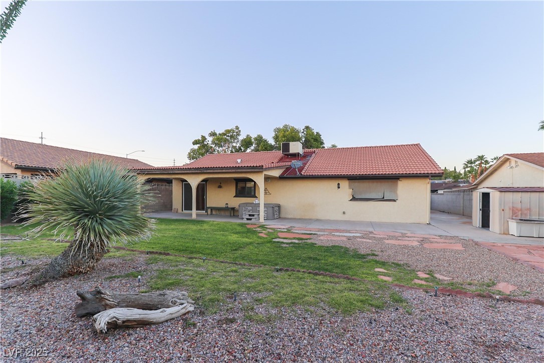 873 Montera Lane