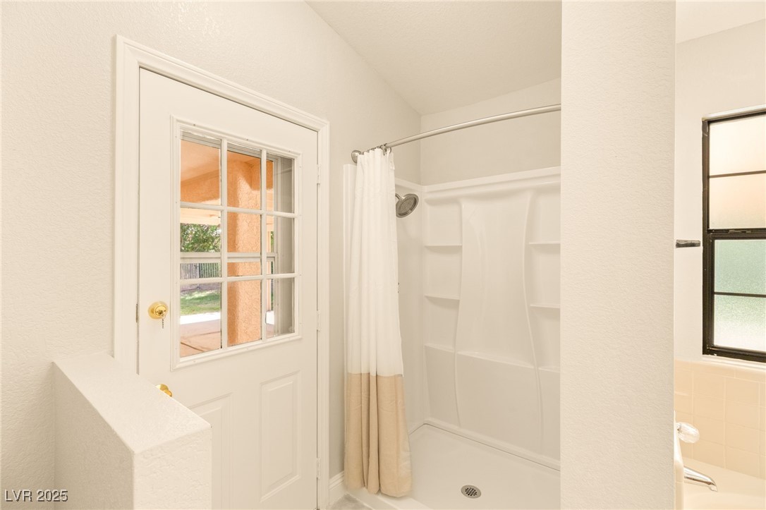 5605 Bay Shore Circle