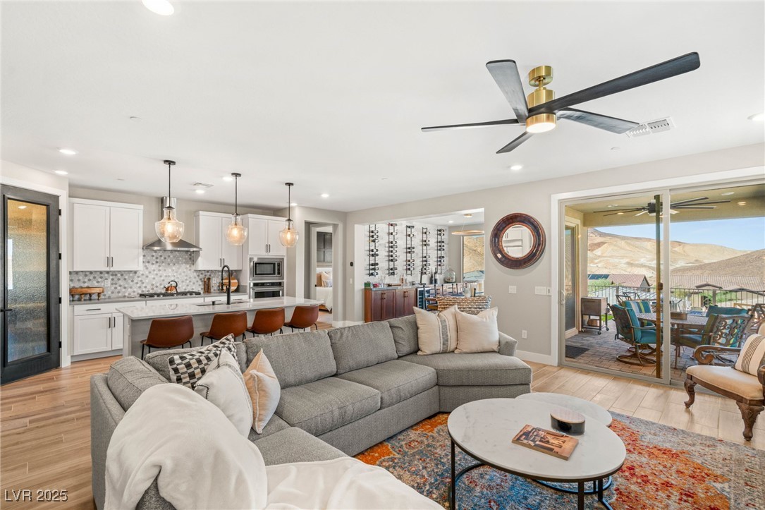 14 Autumn Palm Avenue