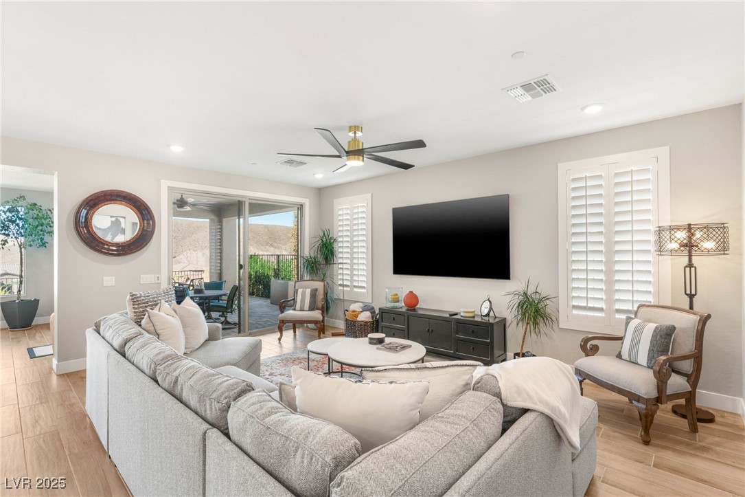 14 Autumn Palm Avenue