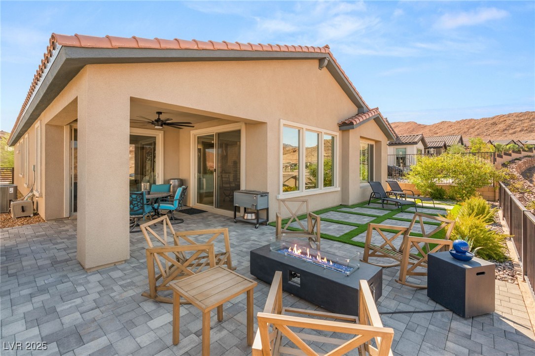 14 Autumn Palm Avenue