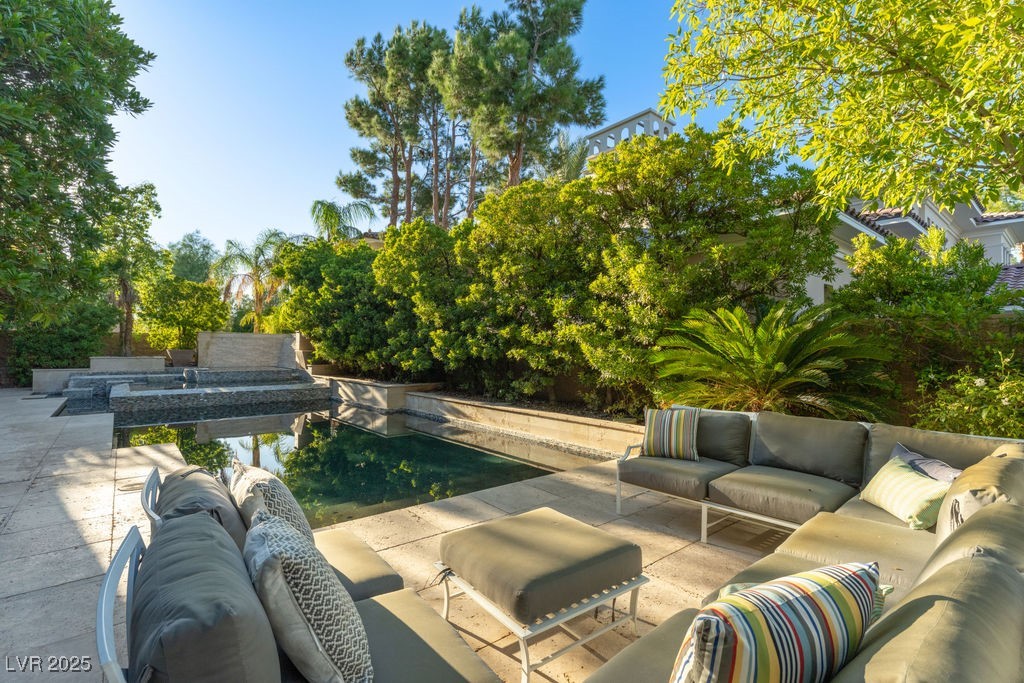 3844 Glasgow Green Drive