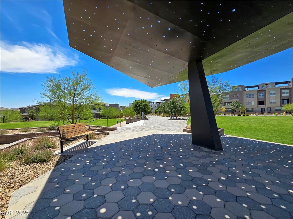 11739 Emerald Lake Avenue