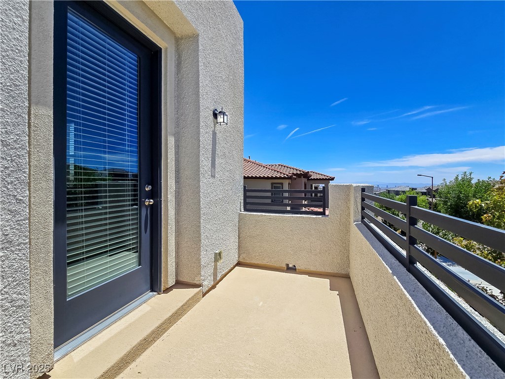 11739 Emerald Lake Avenue