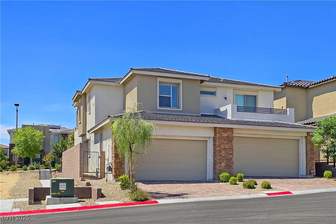 11739 Emerald Lake Avenue