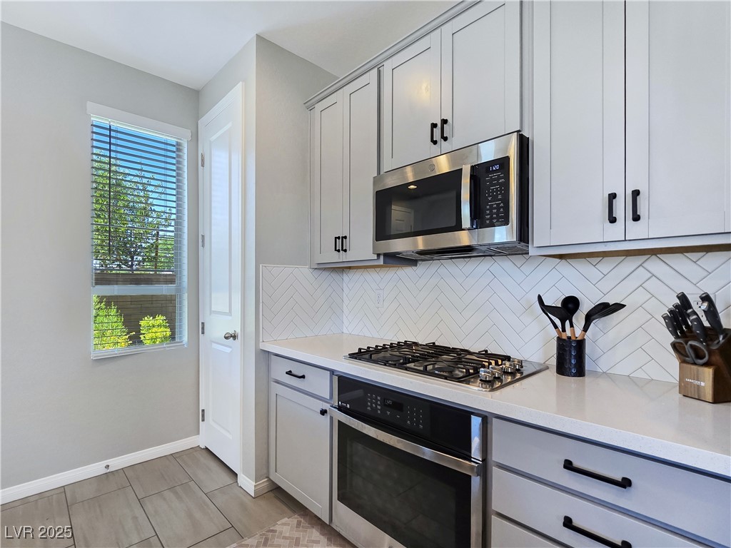 11739 Emerald Lake Avenue