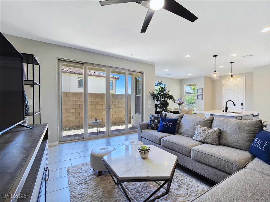 11739 Emerald Lake Avenue