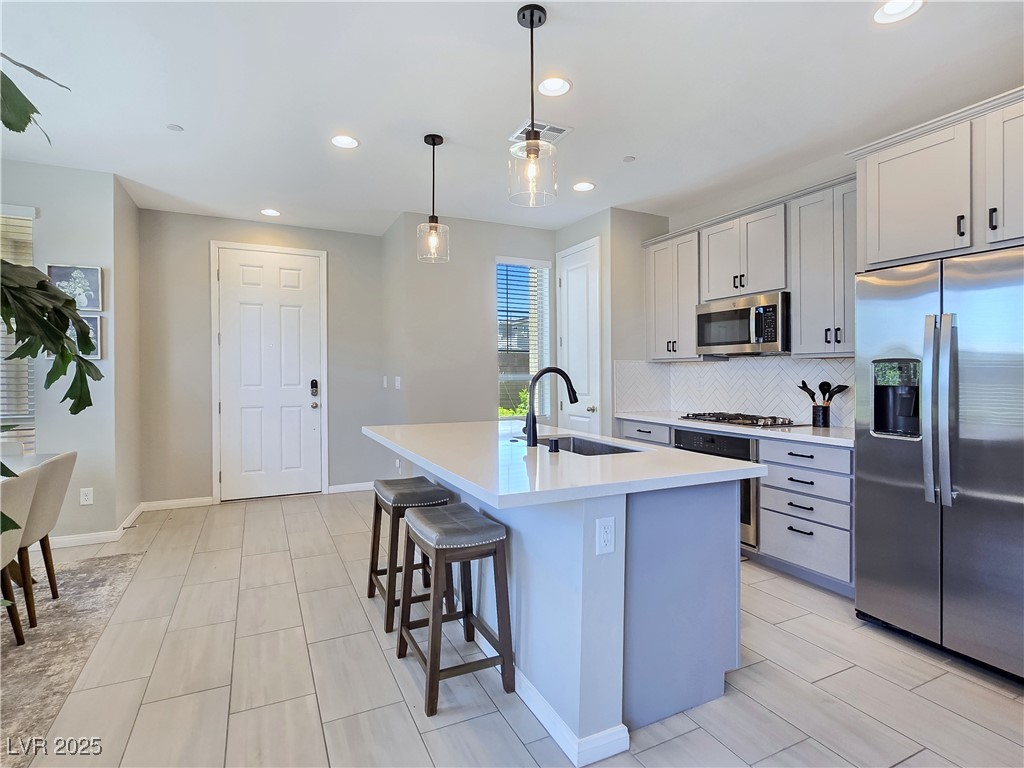 11739 Emerald Lake Avenue