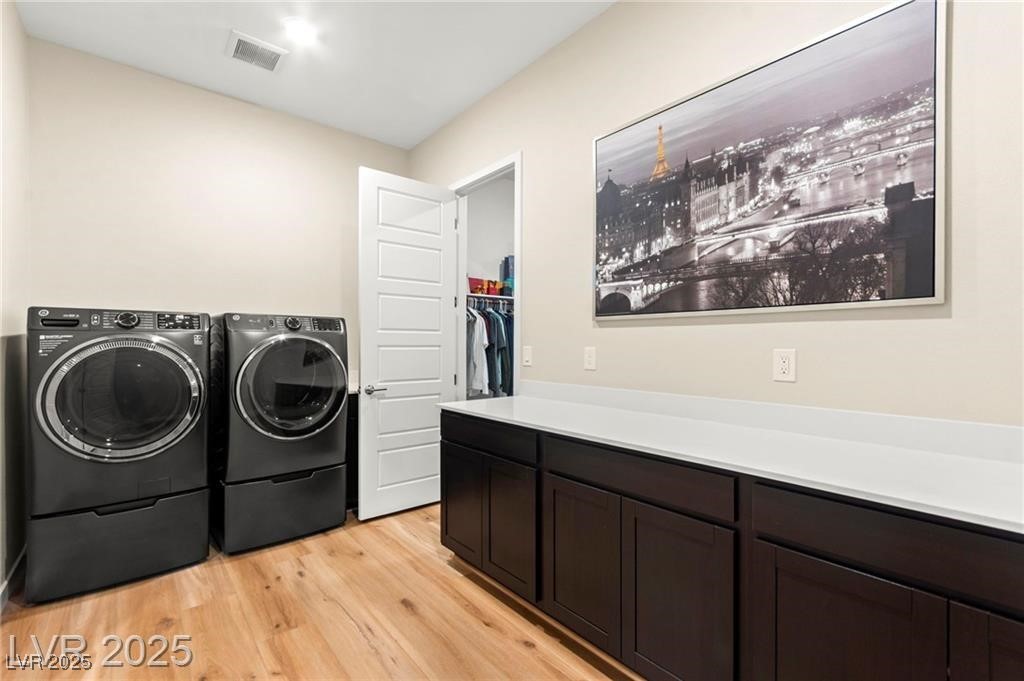 10906 Mila Landing Avenue